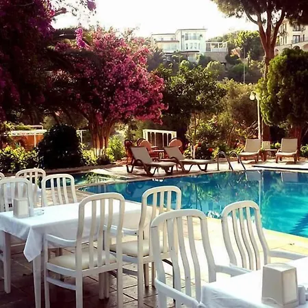 Club Antiphellos فندق 3*