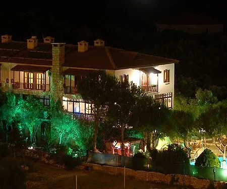 Club Antiphellos 3* كاس