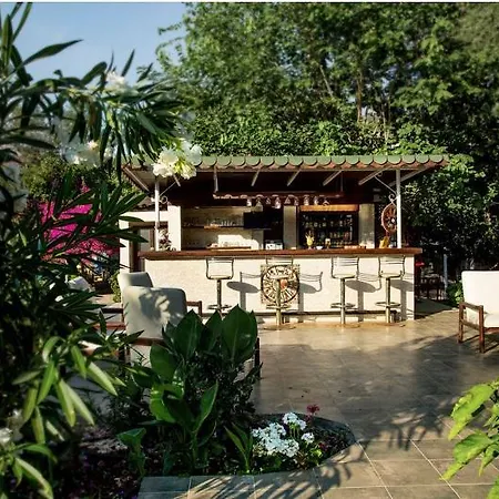 Hotel Club Antiphellos 3*